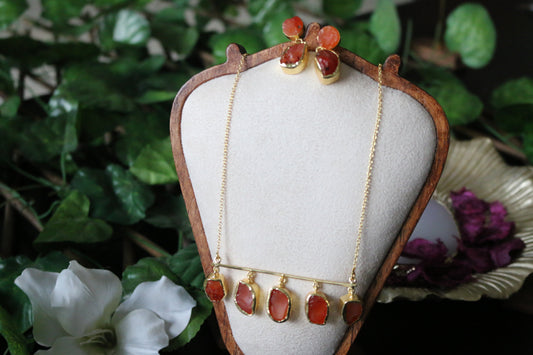 Issa Hanging Gem Necklace