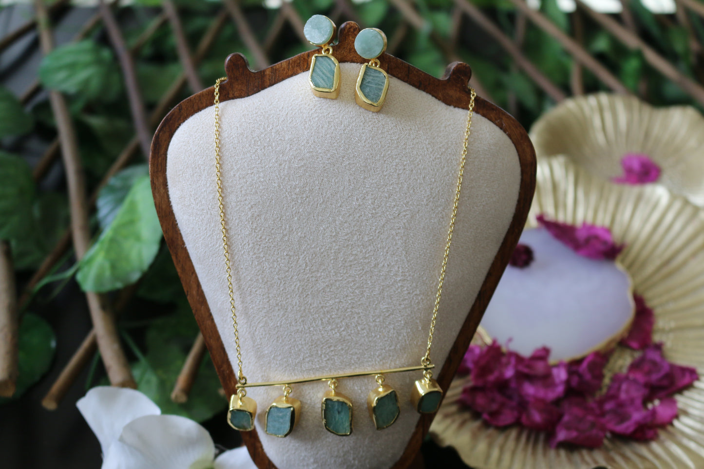 Issa Hanging Gem Necklace