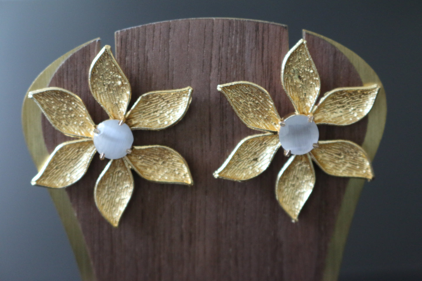 Nitara Flower Earrings