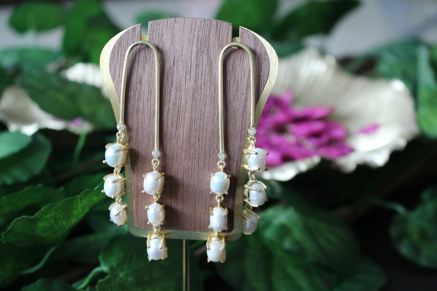 Pearl Dangler Premium Earring