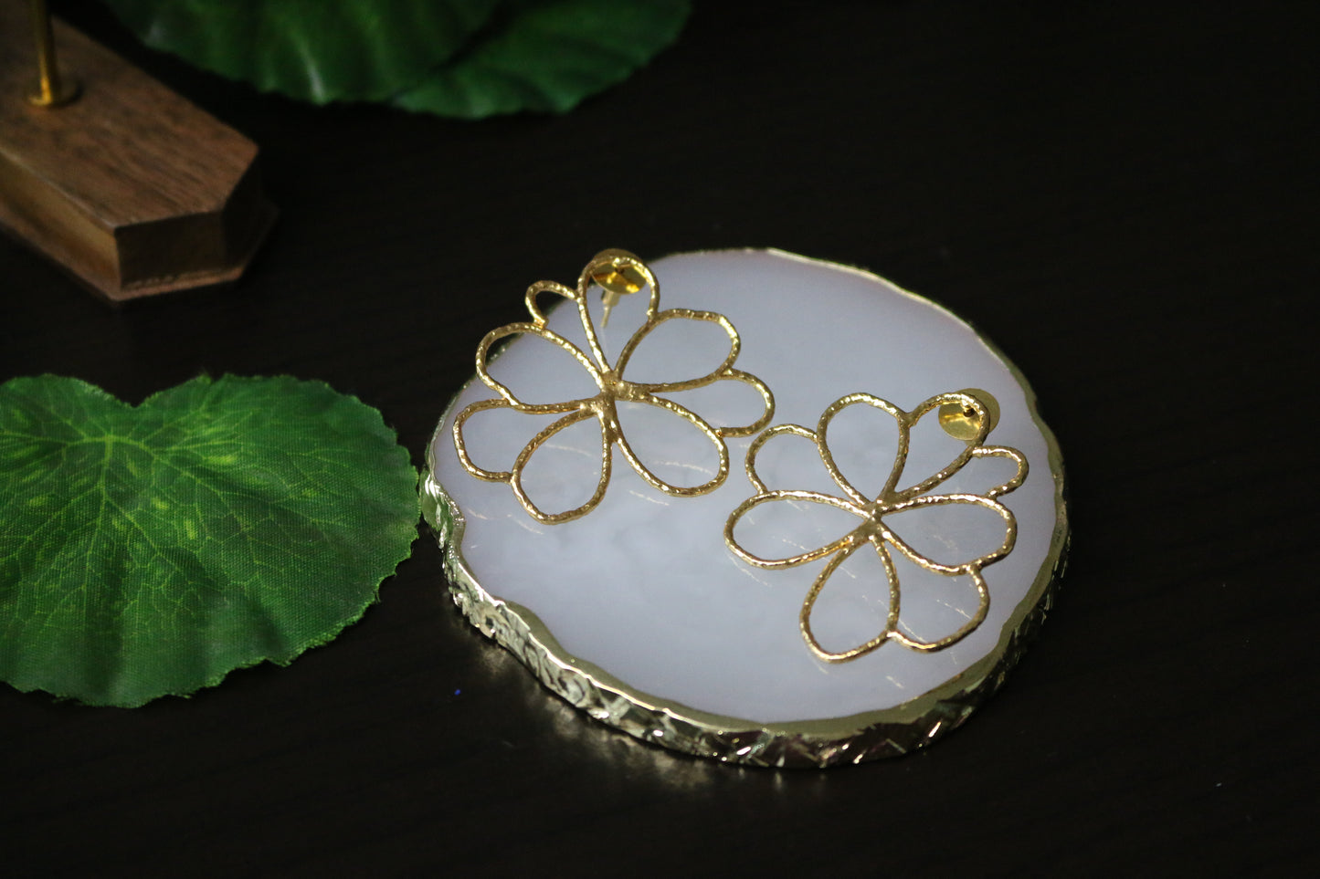 The Bloom Elegant simple Earrings