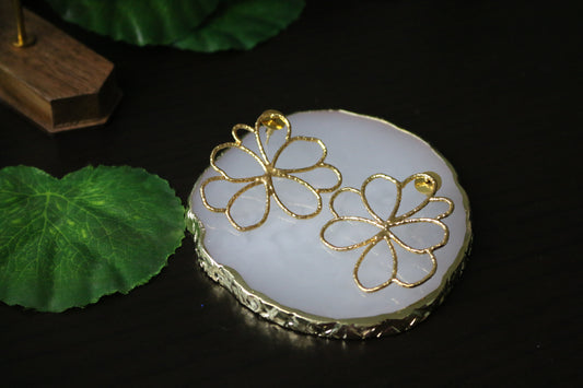 The Bloom Elegant simple Earrings